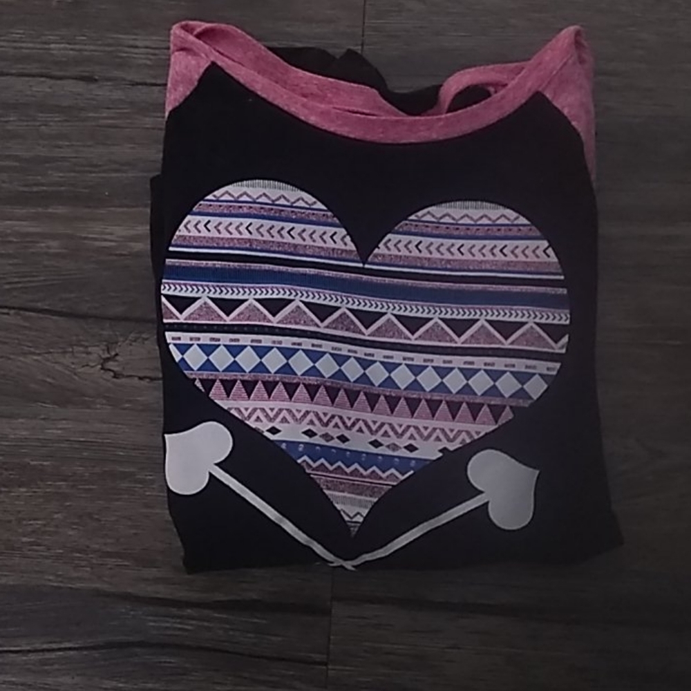 Shirt - Picture 3 of 4
